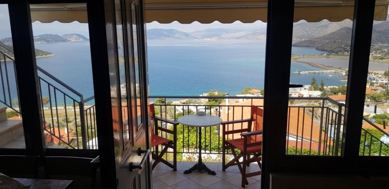 Sea View Villa Alikí Екстериор снимка